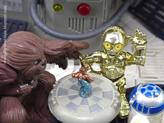 Halcón Milenario - Chewbacca - C3PO - R2D2 Galactic Chess (STAR WARS - GALACTIC HEROES - HASBRO)