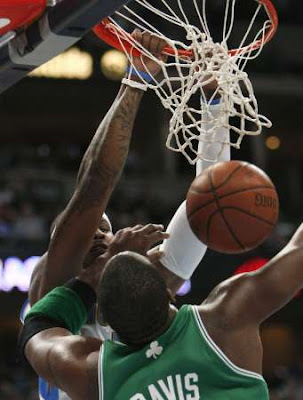 Carmelo Anthony on Paul Milsap Carmelo Anthony Dunks On Glen "Big Baby" 