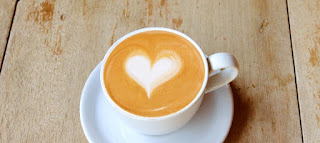 Una tazza di caffè per farlo innamorare