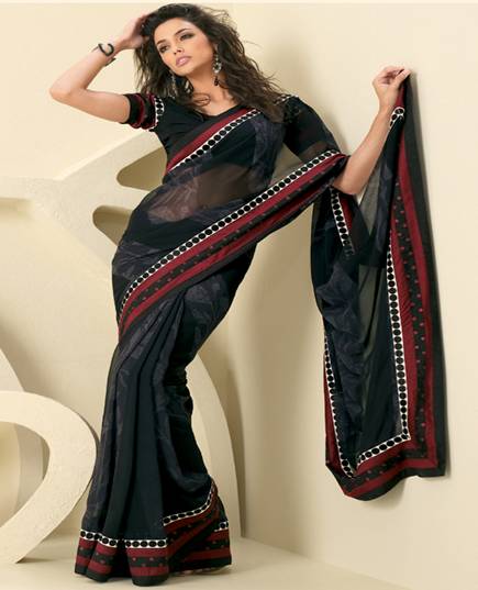 Models in Saree