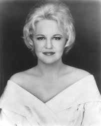 http://milanoradiofutura.blogspot.it/2015/03/peggy-lee.html