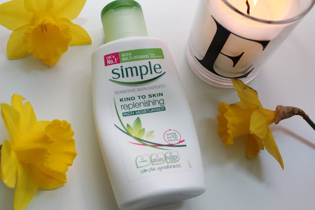 Simple Skincare replenishing rich moisturiser