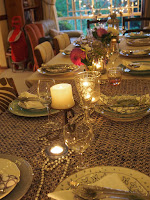 Christmas table setting 