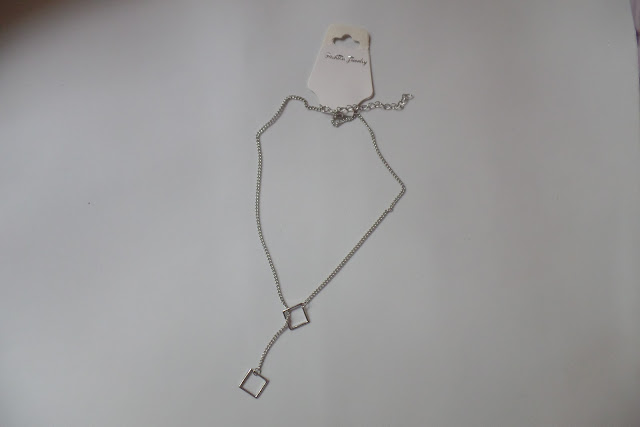 Vintage Cut Out Triangle Lariat Necklace