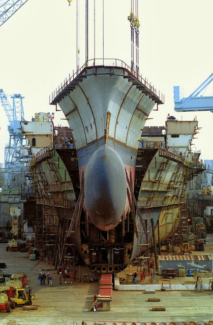 Building cvn 76