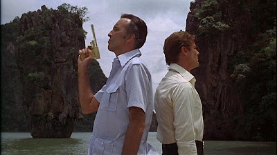 Saruman.. I mean.. Scaramanga and Bond.. not my photo, must be copyright of some movie company I guess