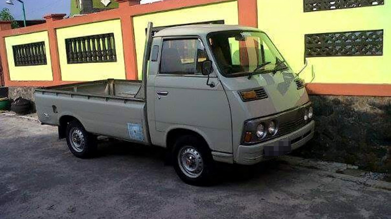 Mitsubishi Colt  T120  Mobil Motor Lama