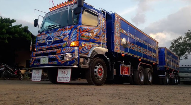 variasi dam truk Hino Victor 500 MJ Blue-CAT