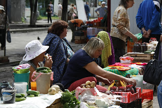 Mercado de comida en Tomsk, transiberiano 2015