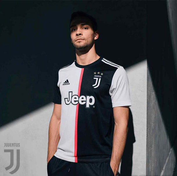  Yang akan saya share kali ini adalah termasuk kedalam home kits Update!!! Juventus 2019/2020 Kit - Dream League Soccer Kits