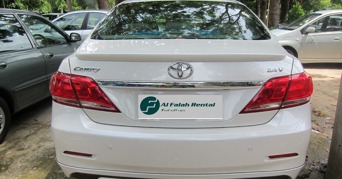 al falah rental: Toyota Camry 2.4L (Luxury)