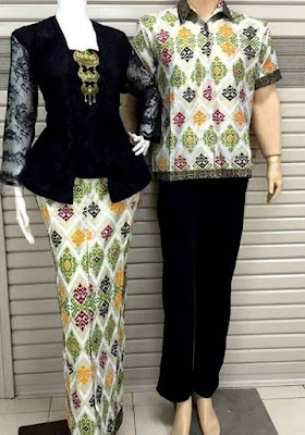 Kebaya Muslim Motif Batik Untuk Pasangan