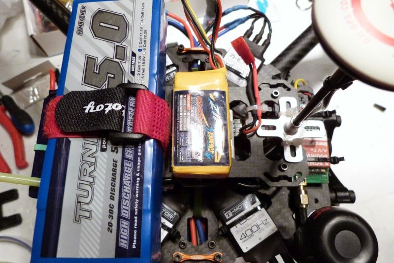 Tarot Iron Man 650 - Gimbal Tarot T-2D - Naza M Lite GPS (1) Tarot Iron Man 650 - Gimbal Tarot T-2D - Naza M Lite GPS (1)