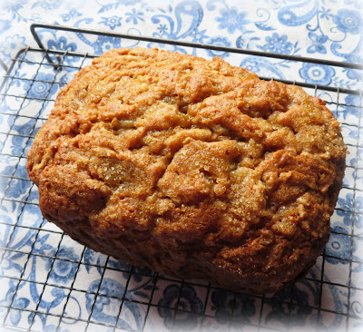 Apple & Ginger Cake