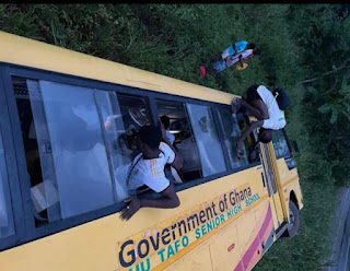 A Kwahu Tafo SHS bus is involved in an accident that injures numerous students