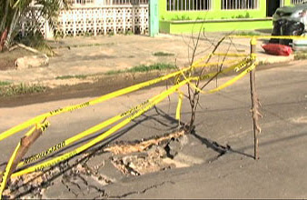 Hunde CAPA calles de Chetumal; hizo reparaciones hace 5 meses y ahora son enormes hoyancos