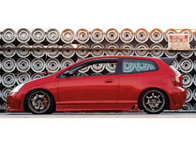 Check out a flashback of their Honda Tuning Article 2002 Honda Civic Si 