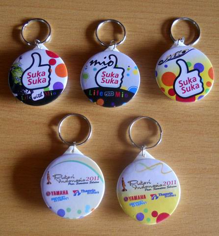 Kreatif Digital Printing: PIN dan Ganci