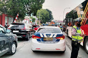 Akibat Perbaikan Jalan Yang Dilakukan Di S Parman Jakbar Mengakibatkan Kemacetan  