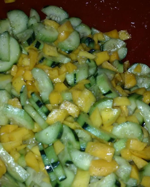 HEALTHY & APPETIZING CUCUMBER MANGO SALAD