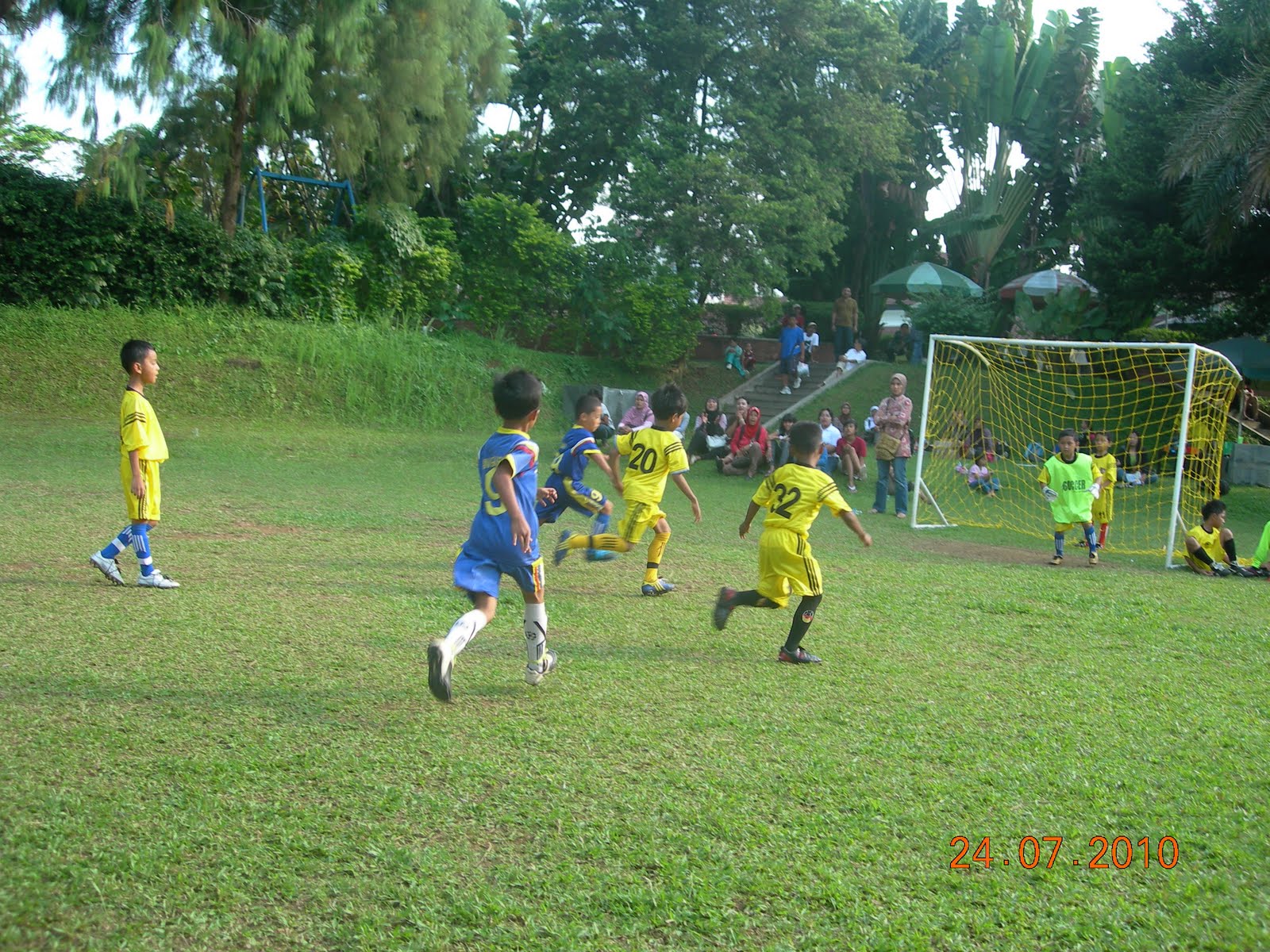 SPORTIVITO Sekolah Sepak Bola PERTANDINGAN PERSAHABATAN ANTAR SSB BOGOR