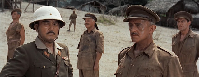 Two stubborn colonels, one from each side: Saito (Sessue Hayakawa) and Nicholson (Alec Guinness).