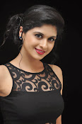 Naveena at ice cream 2 press meet-thumbnail-50