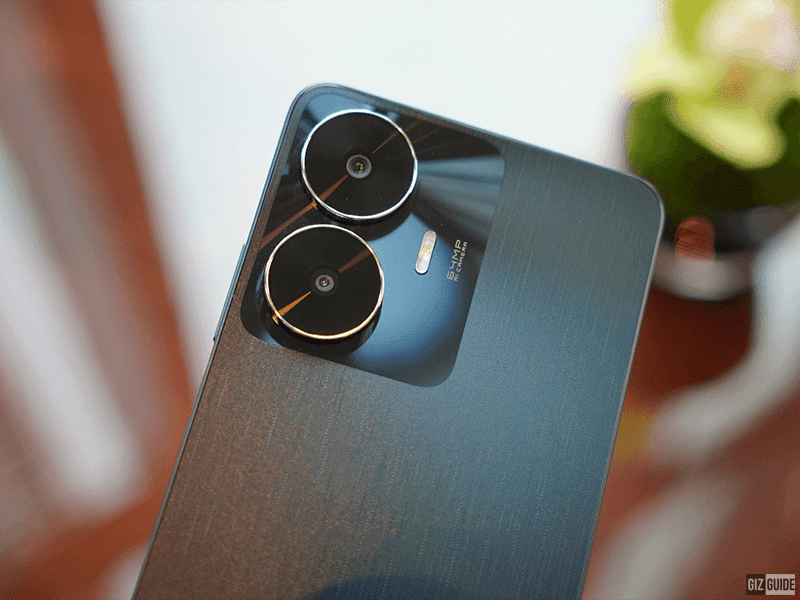 The dual cameras of realme C55