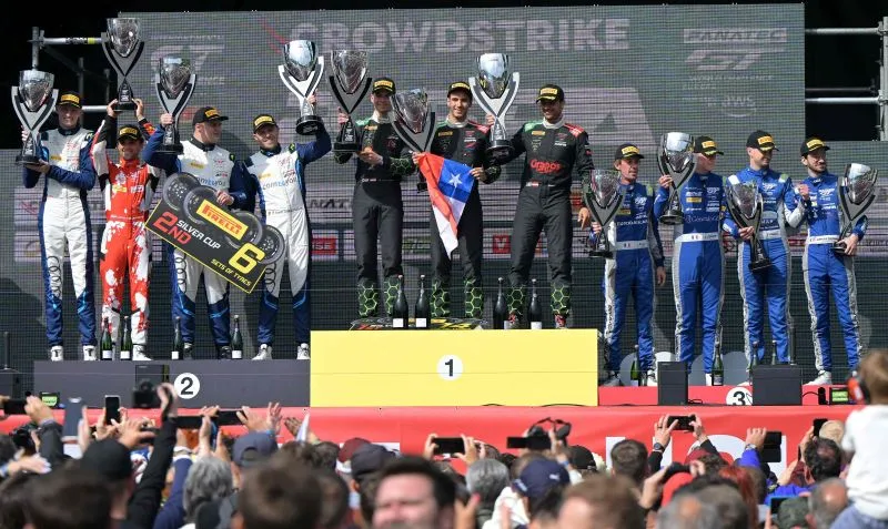 Histórico triunfo de Benjamín Hites en Bélgica