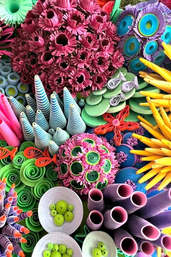 brightly colored, quilled elements in a sea theme