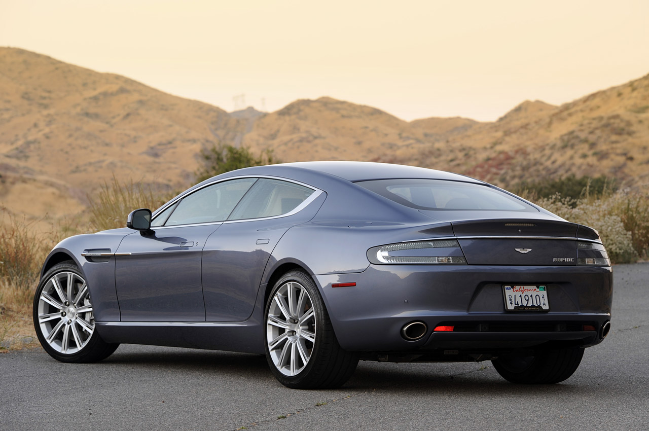 2011 New Aston Martin Rapide Wallpapers Foto Gambar Modifikasi