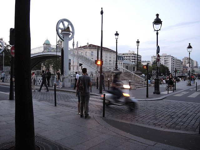 Parijs: Paris Plage aan het Bassin de la Villette