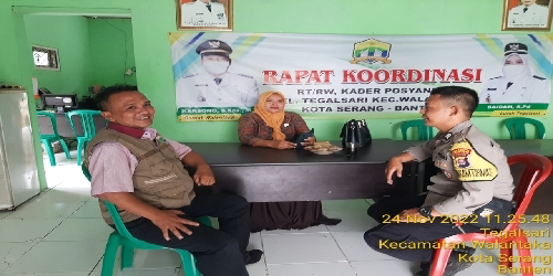 Anjangsana ke Kantor Kelurahan,Ini Yang di Sampaikan Bhabinkamtibmas Polsek Walantaka Polresta Serang Kota 