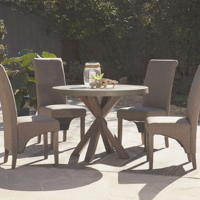 Beautiful Wood Patio Table With 4 Chairs