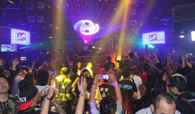 8 Tempat Diskotik  Dan Club Malam Di Surabaya Yang Keren 
