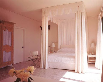 Shades Of White In The Interior Design Of Your Bedroom , Home Interior Design Ideas , http://homeinteriordesignideas1.blogspot.com/