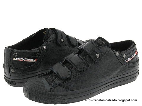 Zapatos calzado:zapatos-821333