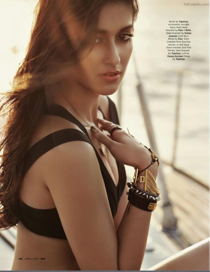 ileana d cruz hot bikini hd photo man's world