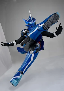 Tokusha Damashii: Kamen Rider Blades - Lion Senki Form