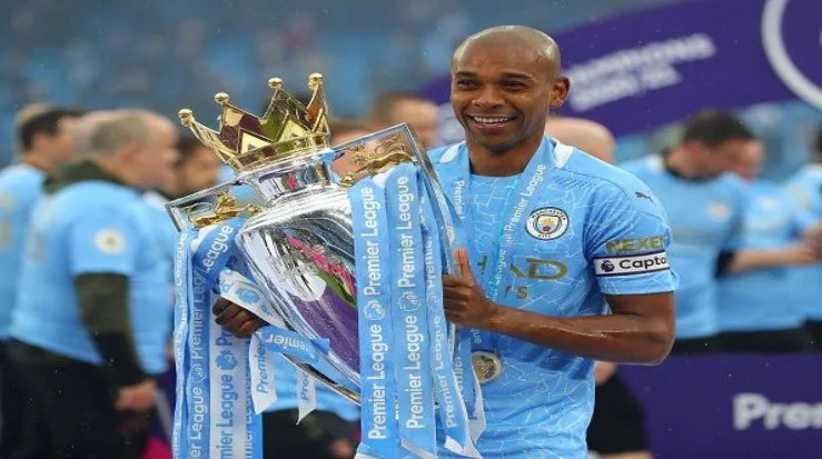 Fernandinho Proud Leaving Man City A Five-time Premier League Champion