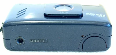 Konica Big Mini Jr. BM-20, Bottom