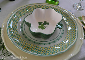 Saint Patrick's Day table setting, heart shaped plates, leprechauns, Daffodil Flatware, Lenox, RICHARD GINORI MANIFATTURA DI LAVENO Plates,