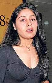 Sunidhi Chauhan Boobs