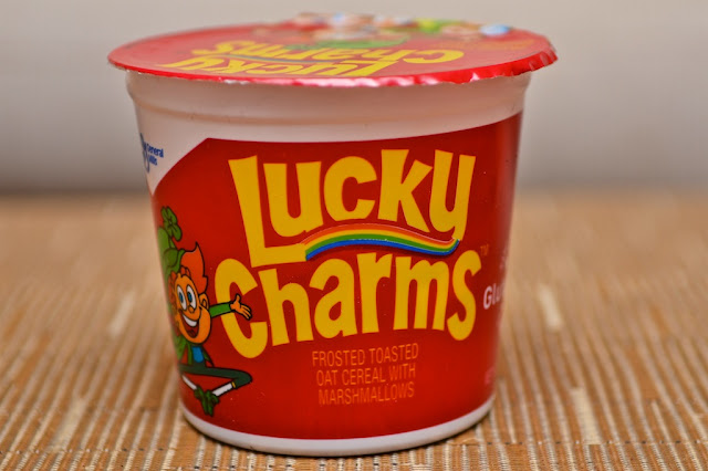 Lucky Charms - Cereal Mills - Marshmallow - Guimauve - breakfast - céréales - dessert - Amerique - USA food 