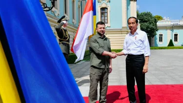 Hari Ini, Presiden Jokowi Berangkat ke Rusia untuk Sampaikan Pesan dari Zelenskyy untuk Putin