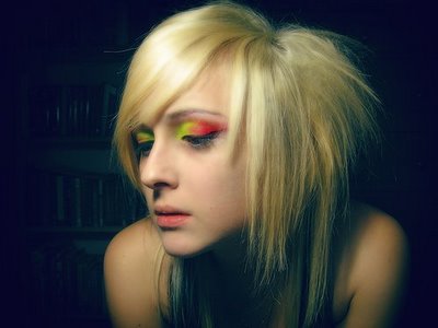 emo girl hairstyle pictures. New Emo Girls Hairstyles