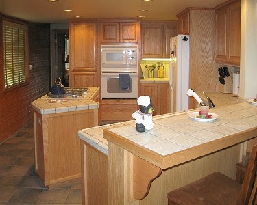 Kitchen Island - Complement The Function of Your Kitchen