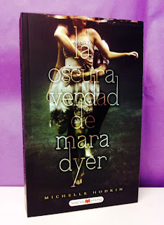 Portada del libro La oscura verdad de Mara Dyer