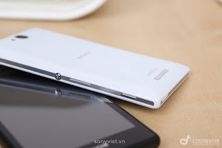 Official photos Sony Xperia C cheap, 5 inch screen, $ 300 price