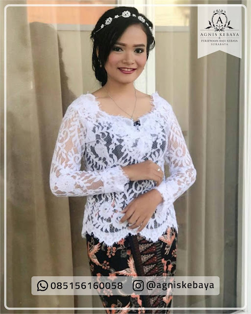 SEWA KEBAYA WISUDA MURAH SURABAYA